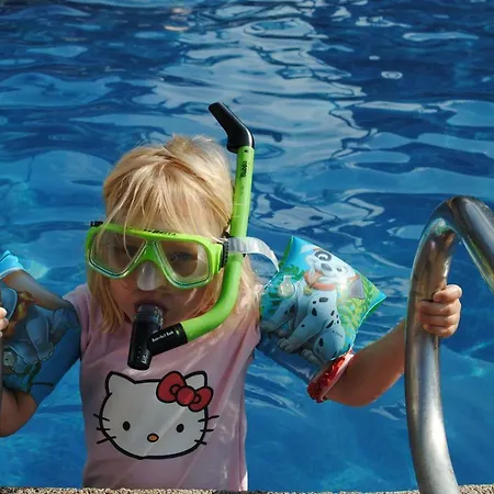 Semesterpark Aeblehaven Allinge-Sandvig